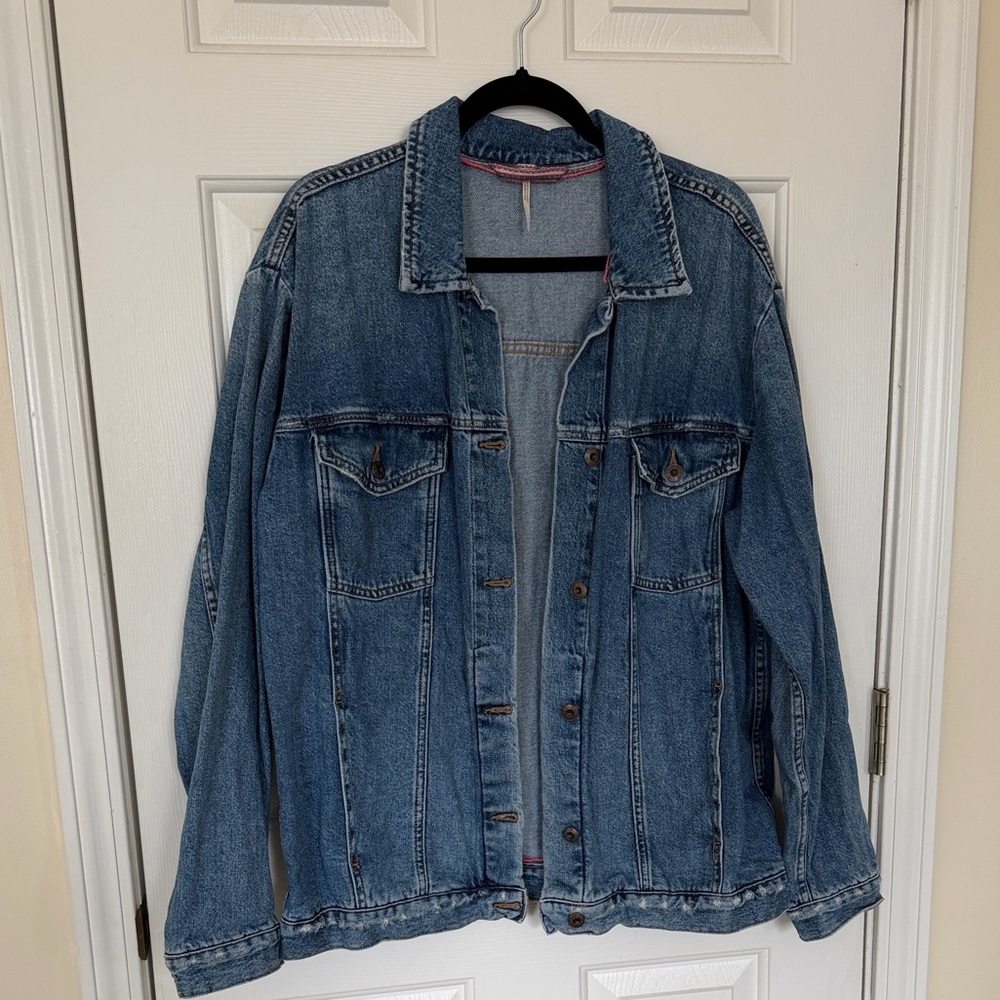 Free People Blue Jean Jacket (lightly distressed) - Picture 4 of 7